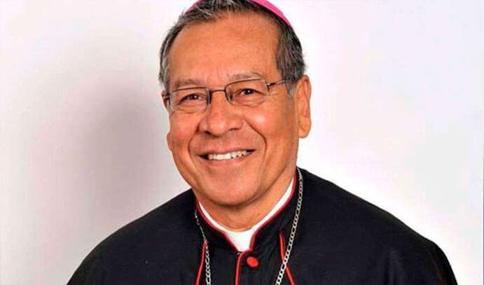 Mons. Óscar Armando Campos