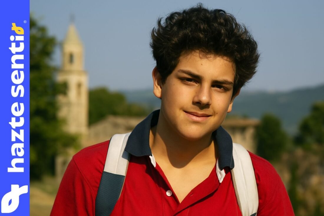 Retrato realista de Carlo Acutis, el primer santo milenial canonizado por la Iglesia Católica en 2025