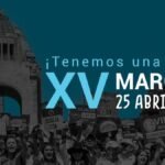 Jóvenes y familias caminando en la Marcha por la Vida 2026 en Ciudad de México.