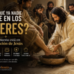 Jesús lavando los pies de sus discípulos como ejemplo de liderazgo de servicio y humildad.