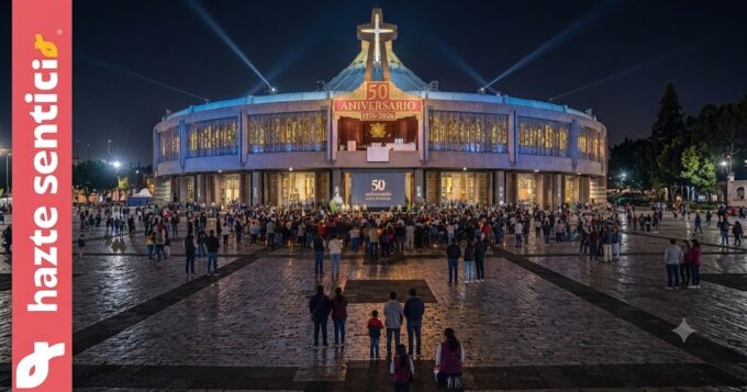 Familia mexicana caminando hacia la Basílica de Guadalupe durante su 50 aniversario como símbolo de fe y tradición